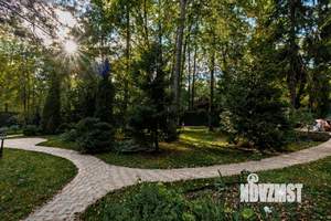Коттедж 380м², 2-этажный, на длительный срок, 
