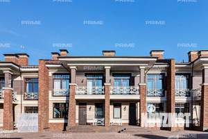 Таунхаус 320м², 2-этажный, на длительный срок, 