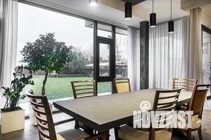 Дом 770м², 2-этажный, на длительный срок, 