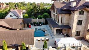 Дом 1500м², 4-этажный, посуточно, 