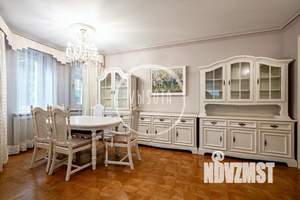 Коттедж 380м², 2-этажный, на длительный срок, 
