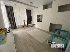 Коттедж 380м², 2-этажный, на длительный срок, 