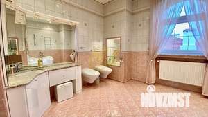 Дом 1300м&sup2;, 3-этажный, посуточно, 