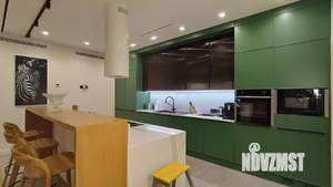 Таунхаус 280м&sup2;, 3-этажный, на длительный срок, 