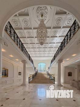 Коттедж 632м², 3-этажный, на длительный срок, 