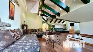 Дом 650м², 3-этажный, посуточно, 