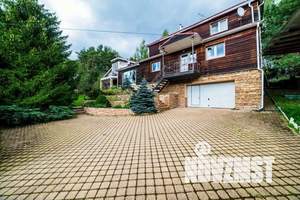 Дом 400м&sup2;, 2-этажный, посуточно, 