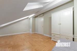 Таунхаус 260м², 4-этажный, участок 2 сот.  