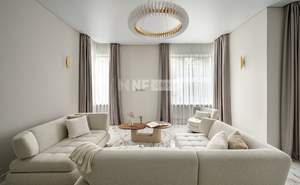 Дом 300м&sup2;, 2-этажный, участок 10 сот.  