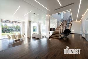 Коттедж 716м², 2-этажный, участок 26 сот.  