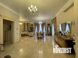 Таунхаус 350м², 3-этажный, участок 8 сот.  