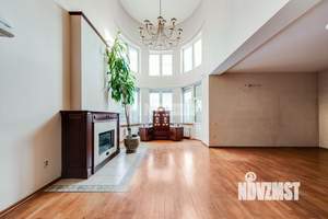 Дом 633м², 4-этажный, участок 15 сот.  