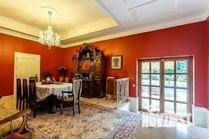 Дом 650м², 3-этажный, участок 20 сот.  