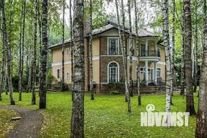 Дом 800м², 3-этажный, участок 44 сот.  