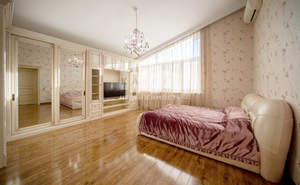 Дом 300м², 3-этажный, участок 10 сот.  