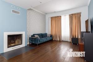 Таунхаус 440м², 3-этажный, участок 7 сот.  
