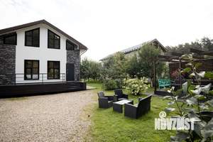 Дом 156м², 2-этажный, участок 8 сот.  