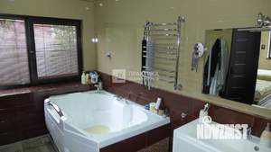 Дом 337м², 1-этажный, участок 10 сот.  