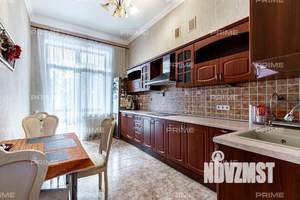 Таунхаус 270м², 3-этажный, участок 4 сот.  