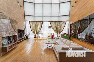 Коттедж 1700м&sup2;, 2-этажный, участок 49 сот.  