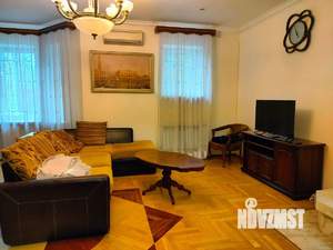 Дача 345м², 2-этажный, участок 12 сот.  