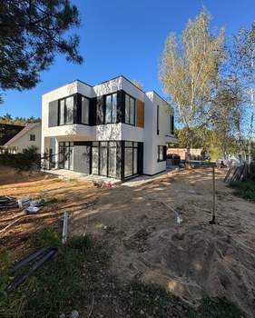 Дом 300м², 2-этажный, участок 7 сот.  