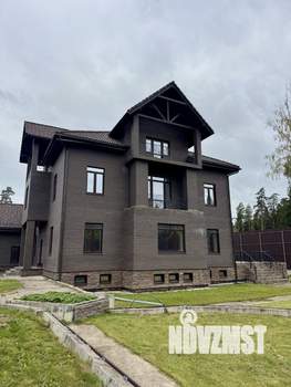 Коттедж 1100м², 3-этажный, участок 20 сот.  