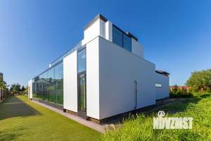 Коттедж 585м², 2-этажный, участок 18 сот.  