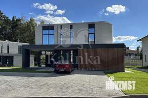 Дом 309м², 2-этажный, участок 9 сот.  