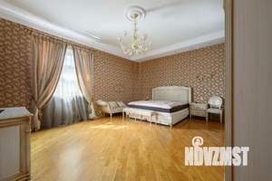 Коттедж 542м², 3-этажный, участок 24 сот.  