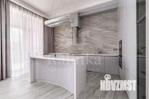 Таунхаус 271м², 3-этажный, участок 2 сот.  