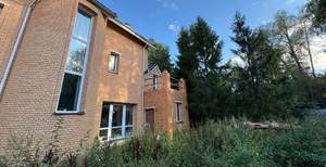 Дом 300м², 3-этажный, участок 6 сот.  