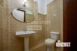 Коттедж 542м², 3-этажный, участок 24 сот.  