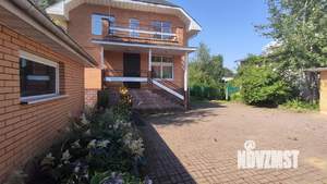 Дом 345м², 3-этажный, участок 12 сот.  