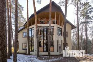 Дом 551м², 3-этажный, участок 14 сот.  