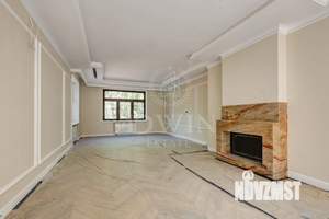 Дом 1550м², 4-этажный, участок 16 сот.  