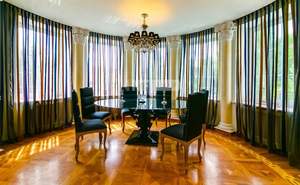 Дом 367м&sup2;, 2-этажный, участок 20 сот.  