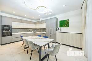 Таунхаус 186м², 2-этажный, участок 3 сот.  