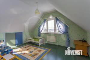 Дом 220м², 2-этажный, участок 6 сот.  