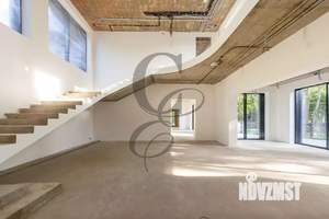 Дом 1700м², 2-этажный, участок 46 сот.  