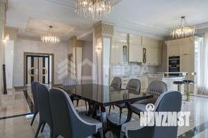 Дом 350м², 2-этажный, участок 11 сот.  