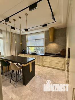 Таунхаус 205м², 2-этажный, участок 4 сот.  