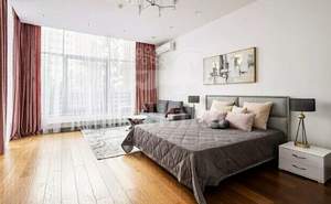 Дом 360м², 2-этажный, участок 0 сот.  