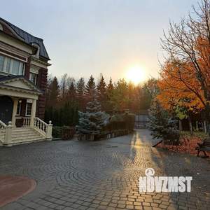 Коттедж 780м&sup2;, 4-этажный, участок 26 сот.  