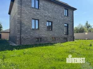 Коттедж 700м&sup2;, 4-этажный, участок 12 сот.  