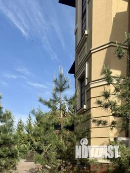 Дом 621м², 3-этажный, участок 15 сот.  