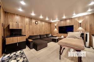 Дом 1500м&sup2;, 3-этажный, участок 13 сот.  