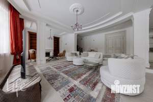 Дом 625м², 2-этажный, участок 18 сот.  