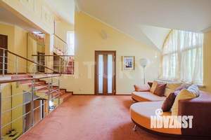 Дача 260м², 3-этажный, участок 12 сот.  