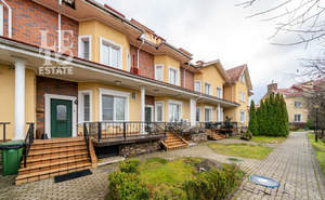 Дом 400м², 3-этажный, участок 2 сот.  